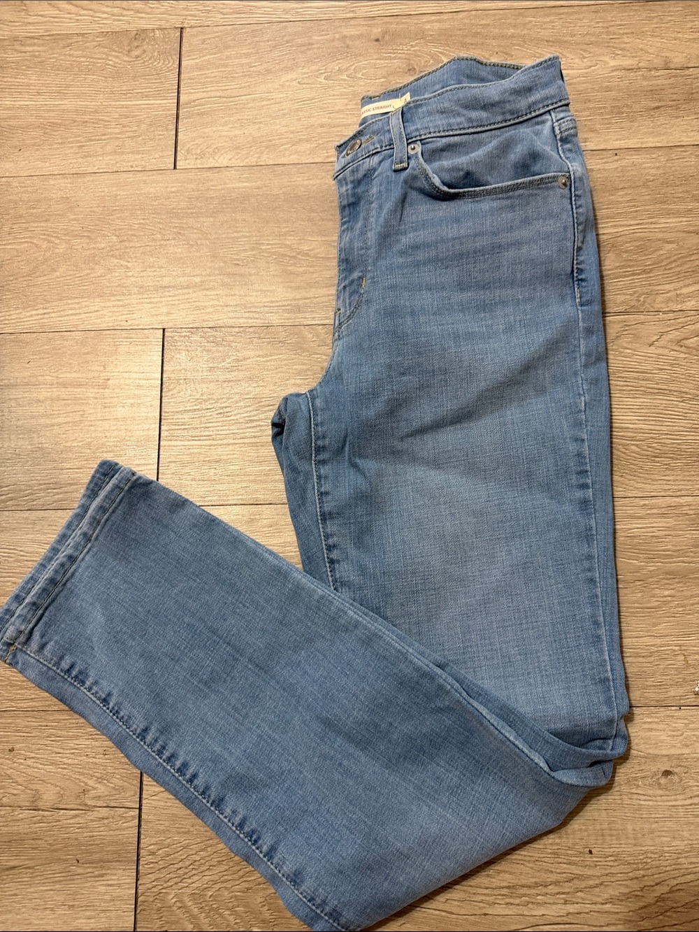 Levi's Women's Light Blue Straight Leg Jeans worn only once!
